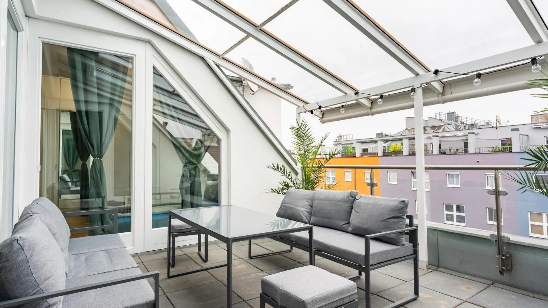 Premium Suites Vienna - Rooftop Penthouse